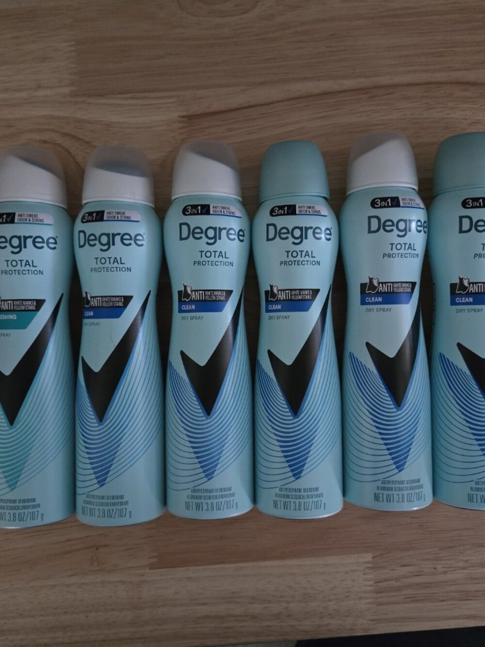 6 Degree Total Protection Anti White Marks and Yellow Stains Dry Spray Deodorant